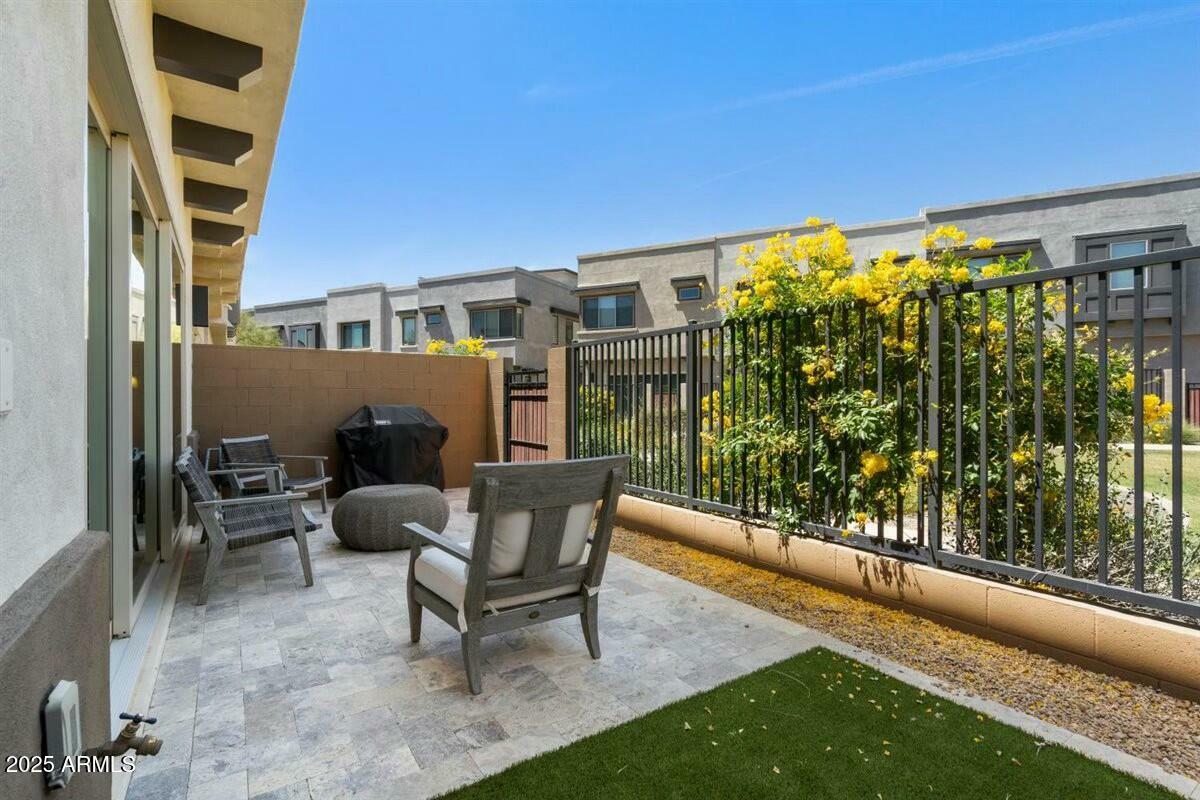 Property Photo: 7338 E Casitas Del Rio Drive AZ 85255
