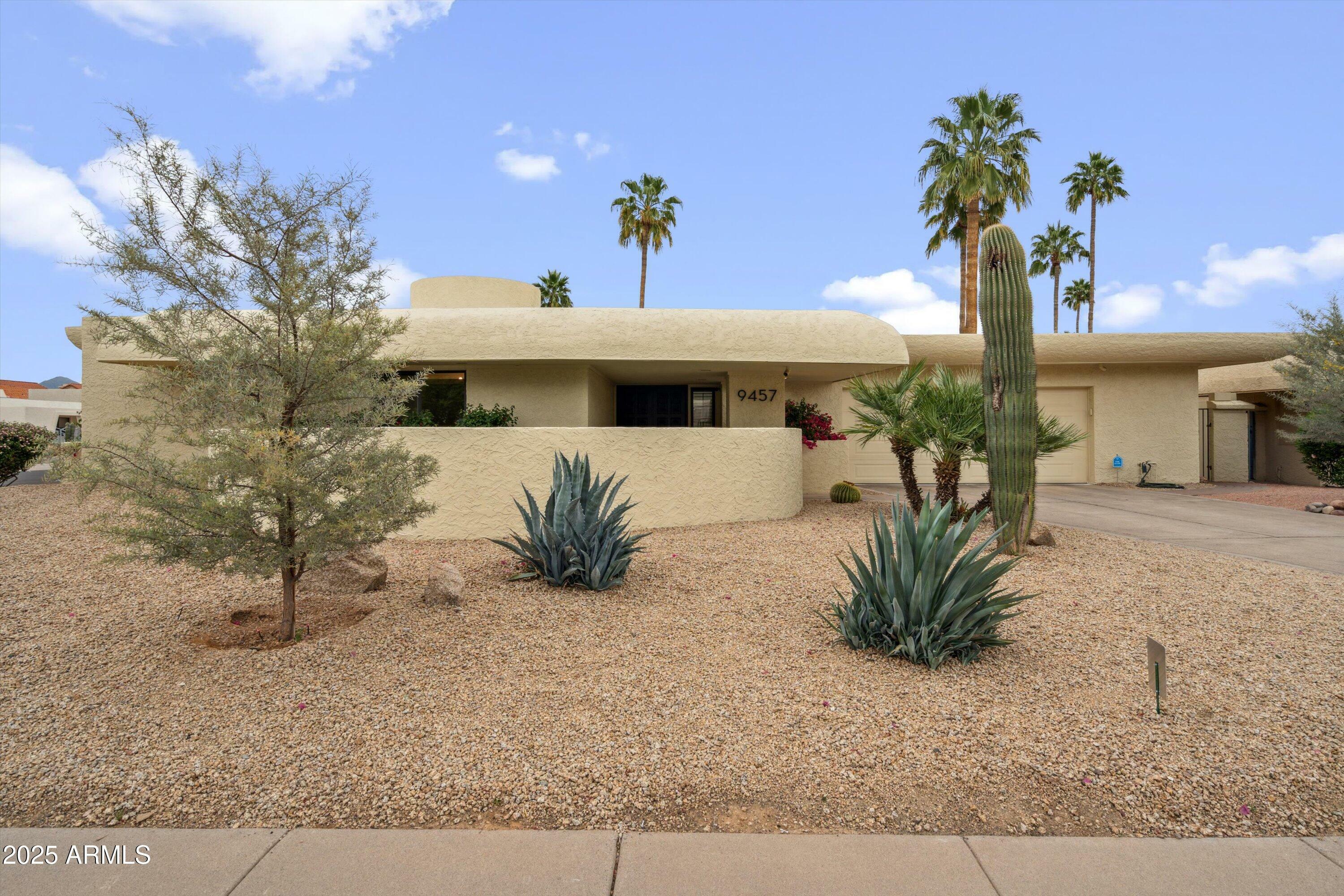 Property Photo: 9457 N 80th Place AZ 85258