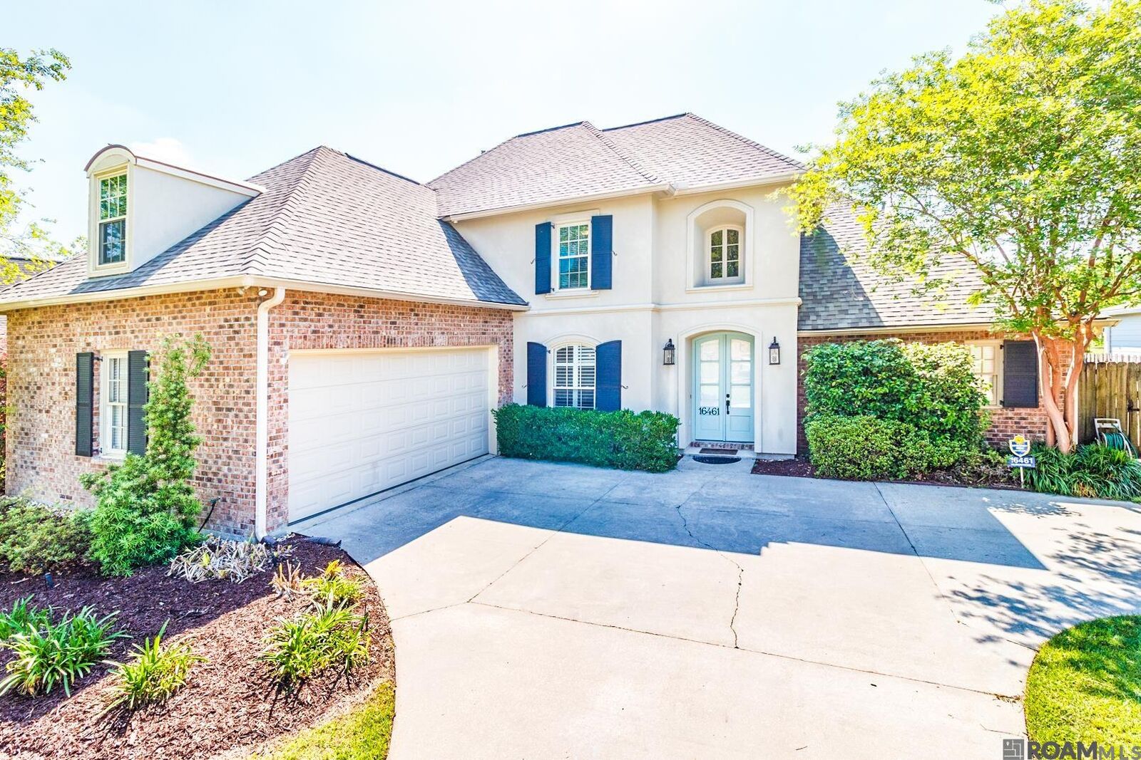 Property Photo: 16461 Long Lake Dr LA 70769