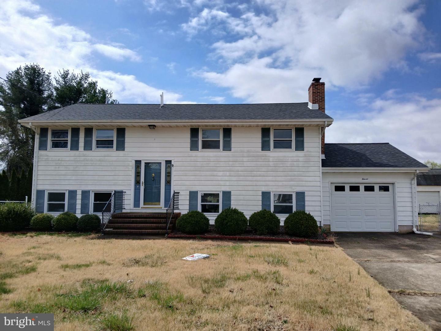 11 Kennedy Drive  Cookstown NJ 08511 photo
