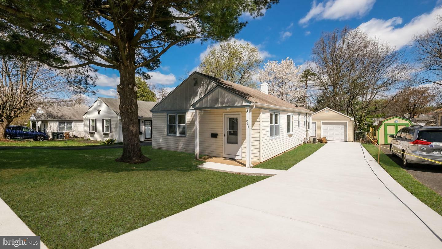 Property Photo: 2633 Barnes Avenue PA 19001