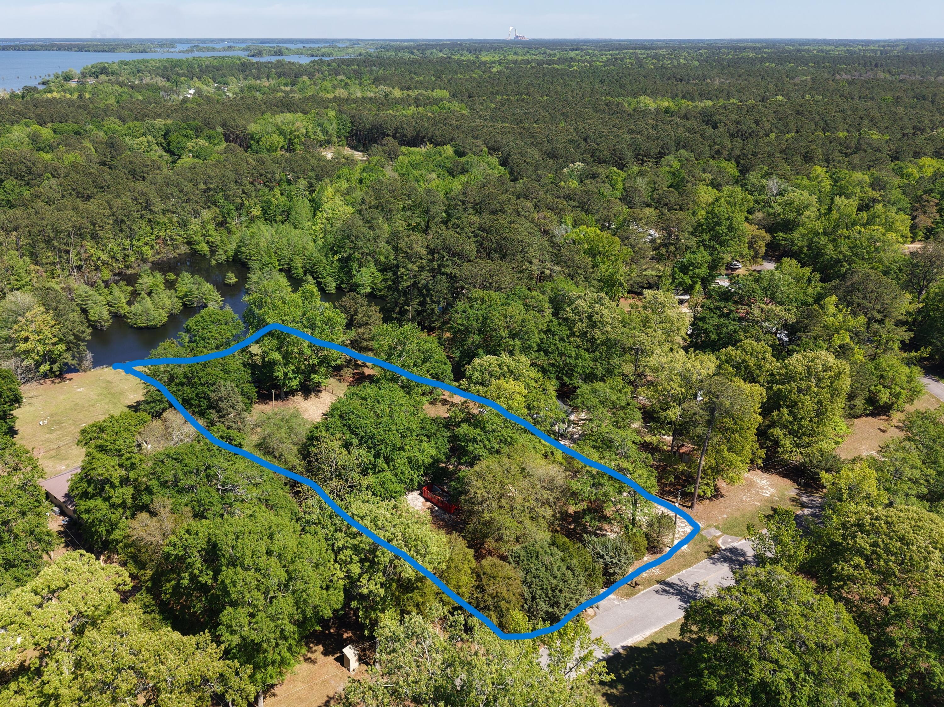 Property Photo: 116 Huger Street SC 29048