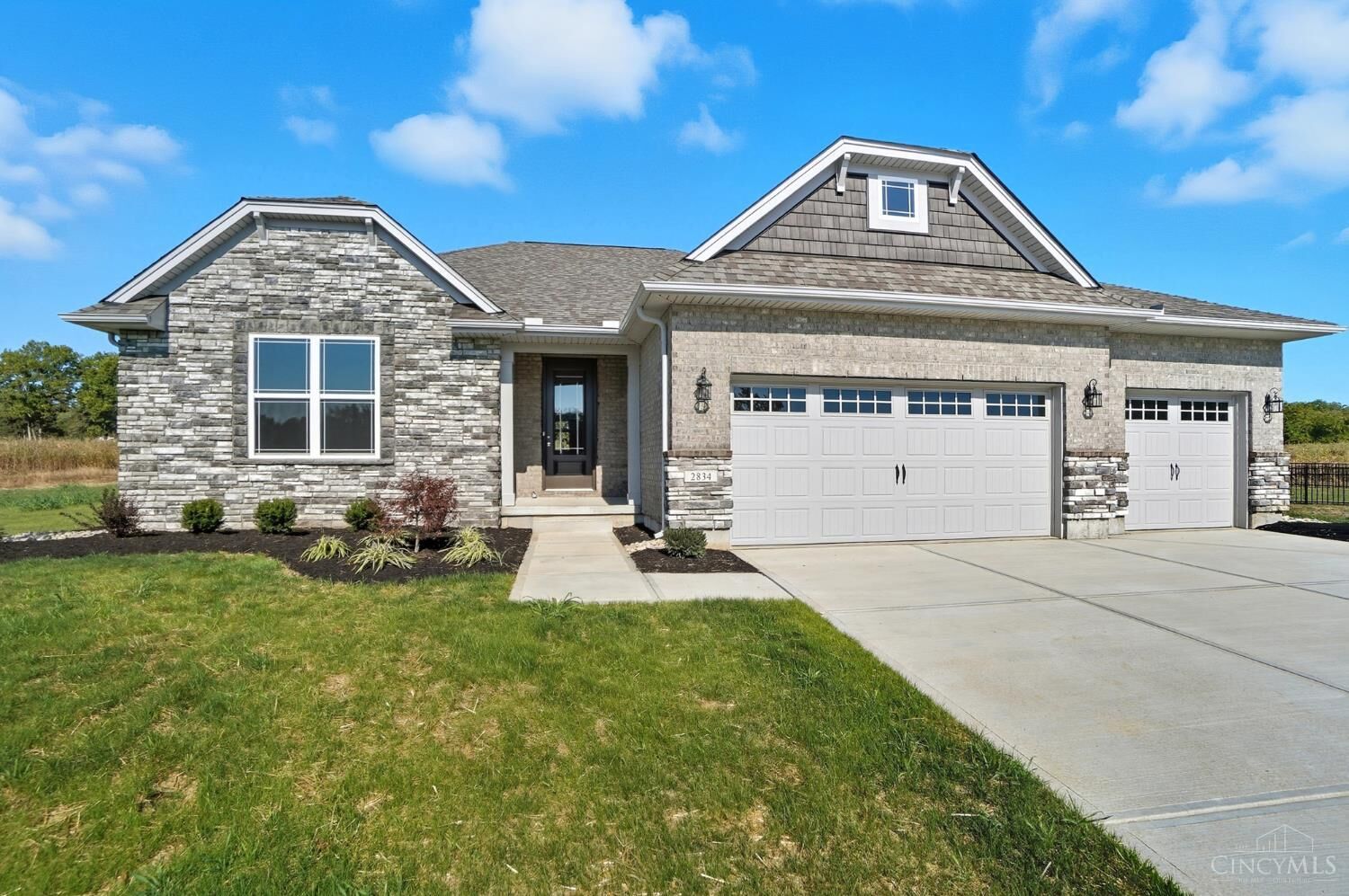 Property Photo:  2834 Wyatt Way  OH 45013 