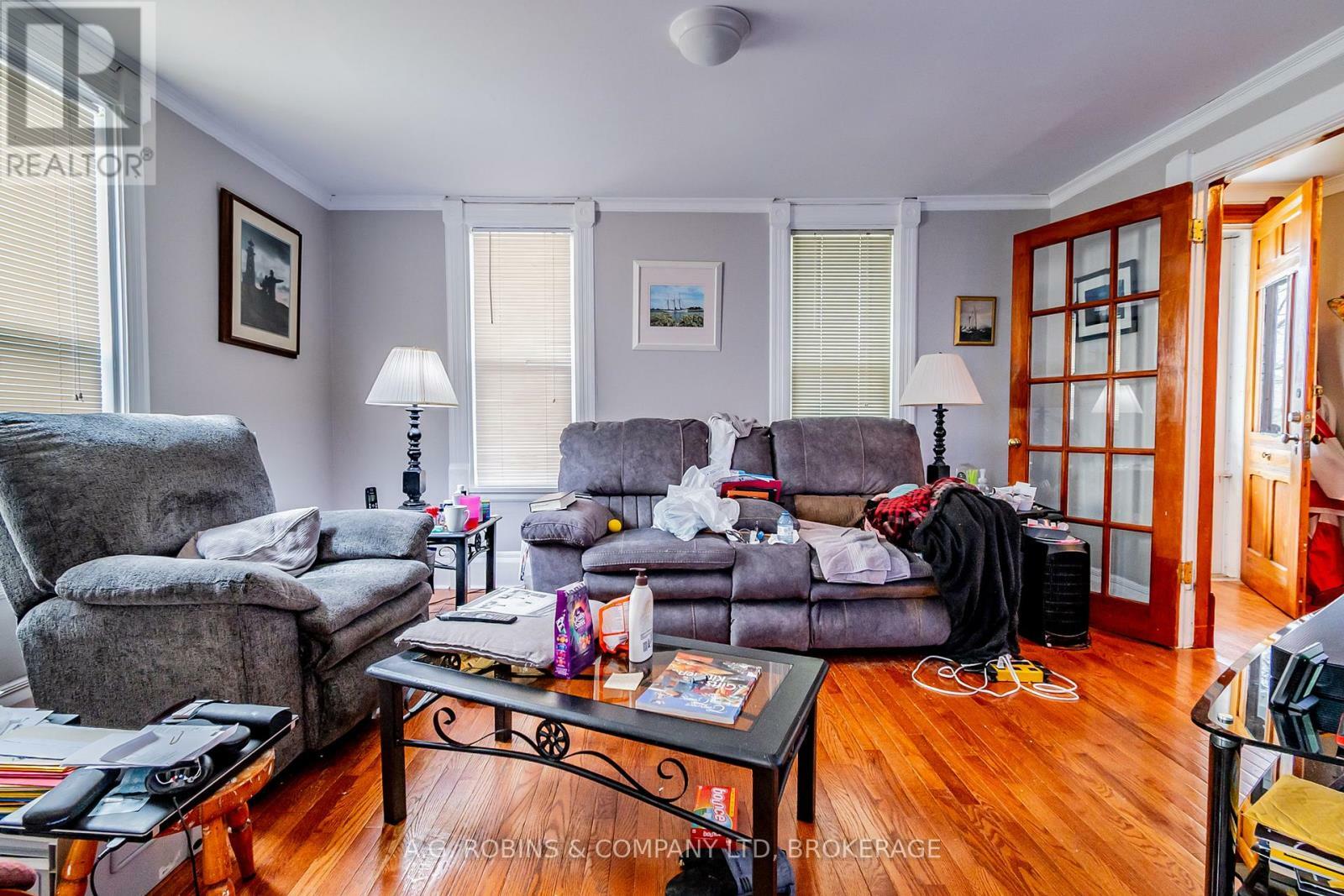 Property Photo: 54 Lock Street ON L3C 1E4