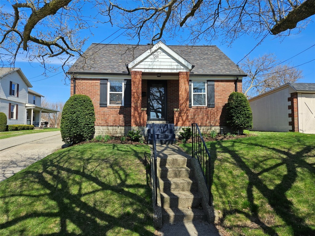 Property Photo:  621 Washington Place  PA 16502 