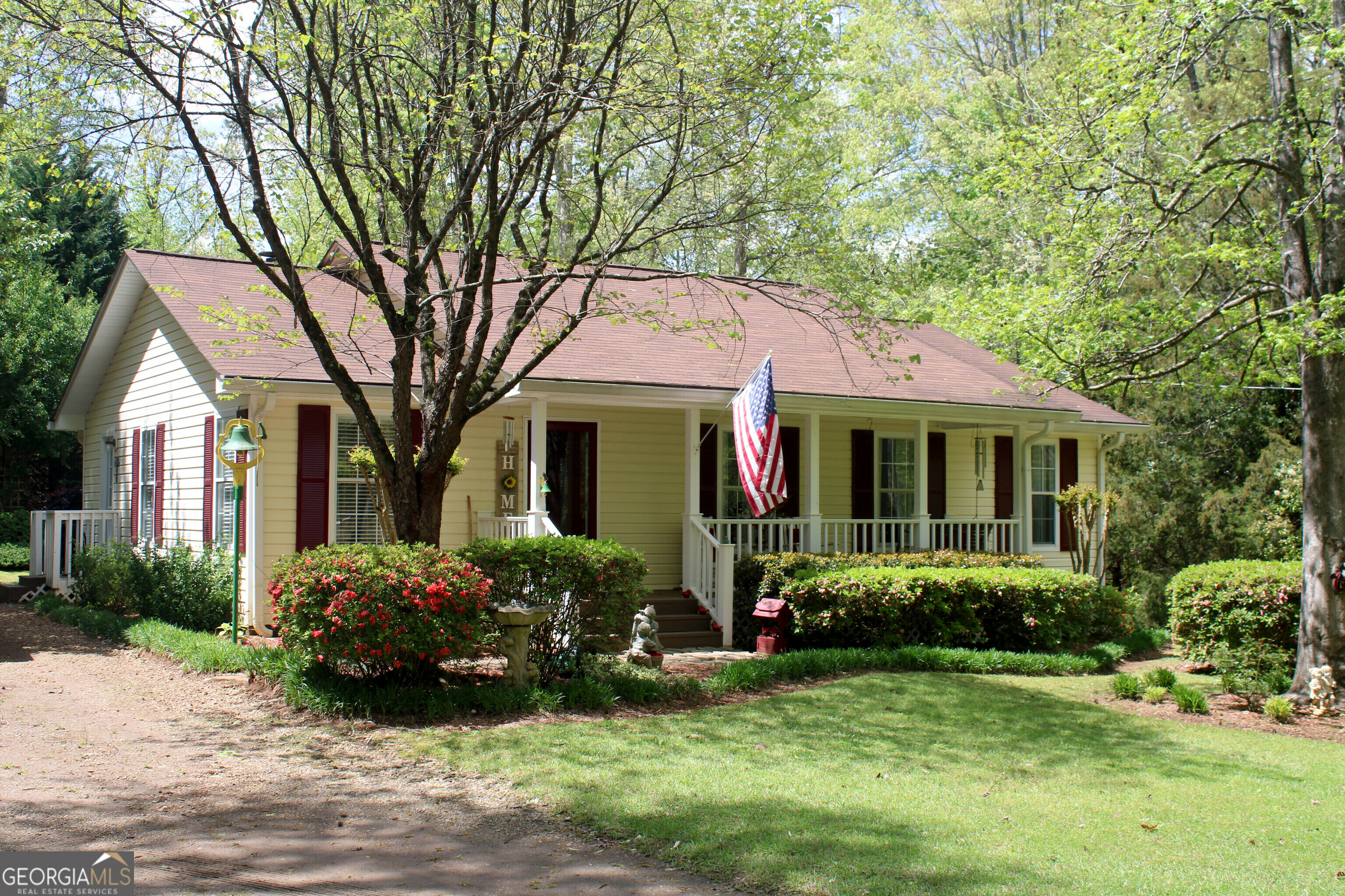 Property Photo: 206 Pine Cedar Circle GA 30205