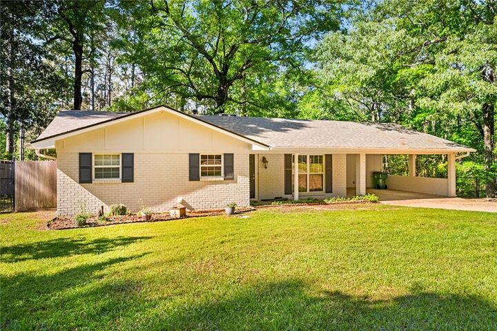 Property Photo: 334 Iris Park Drive LA 71360