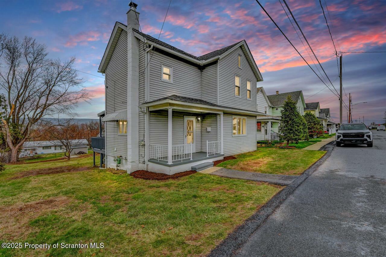 Property Photo: 3226 Oak Avenue PA 18505