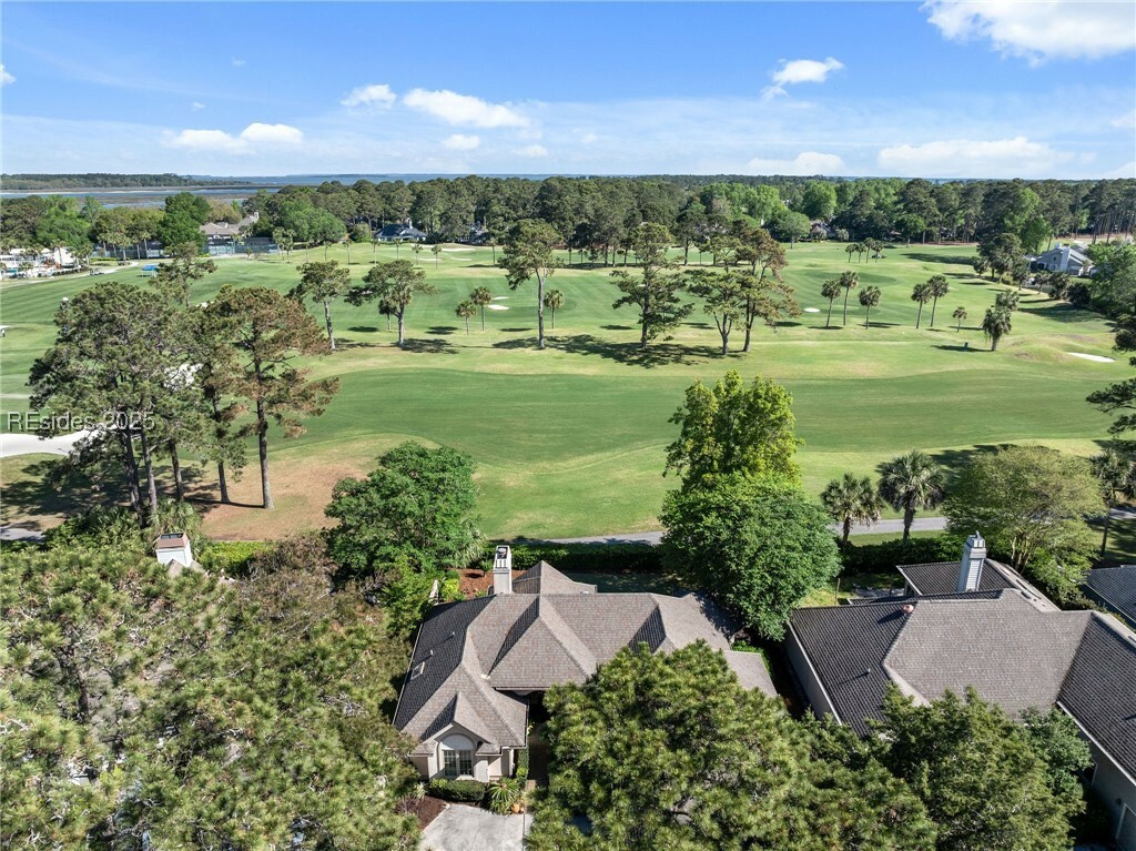 Property Photo: 20 Country Club Court SC 29926