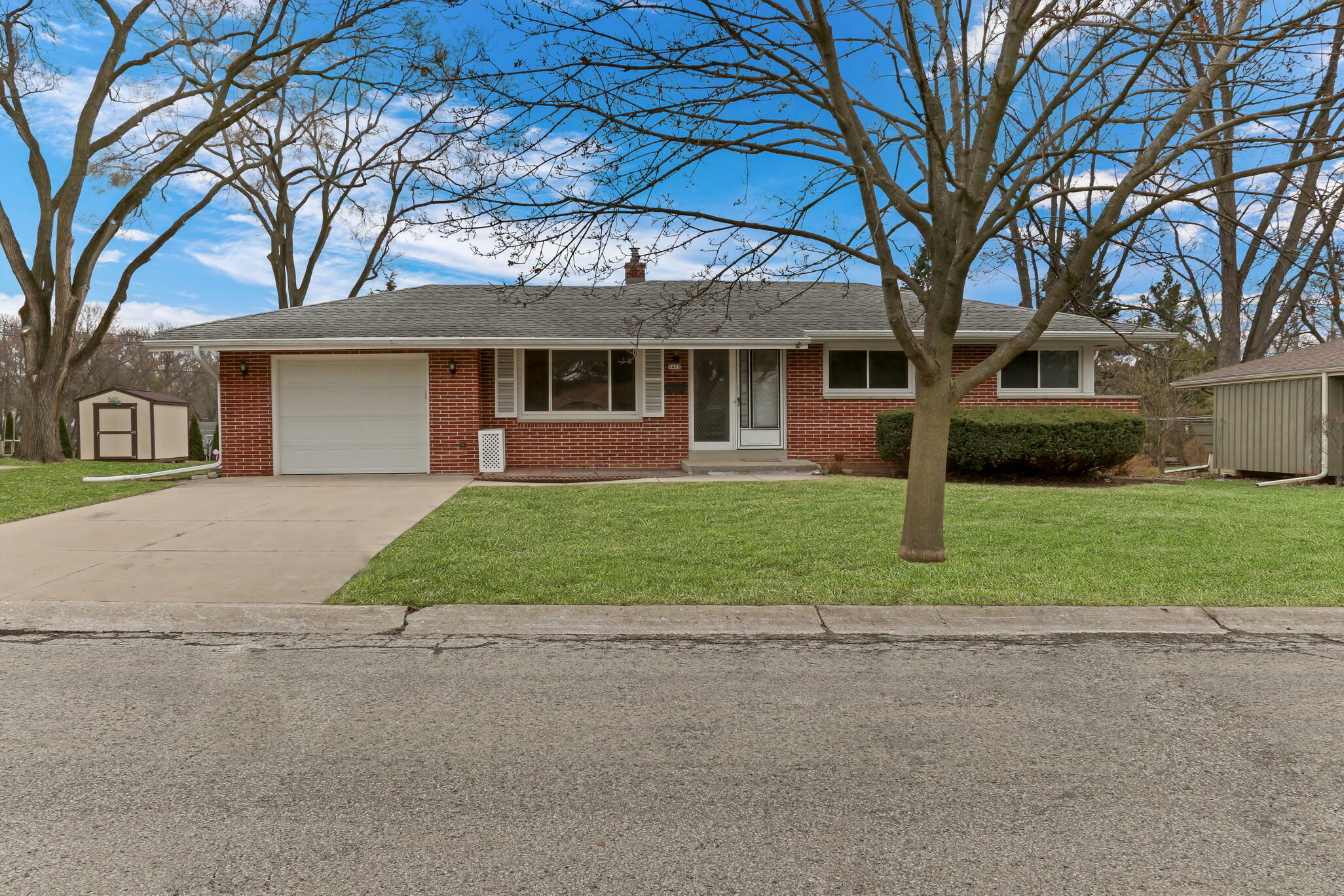 Property Photo: 5403 Olympia Dr WI 53129