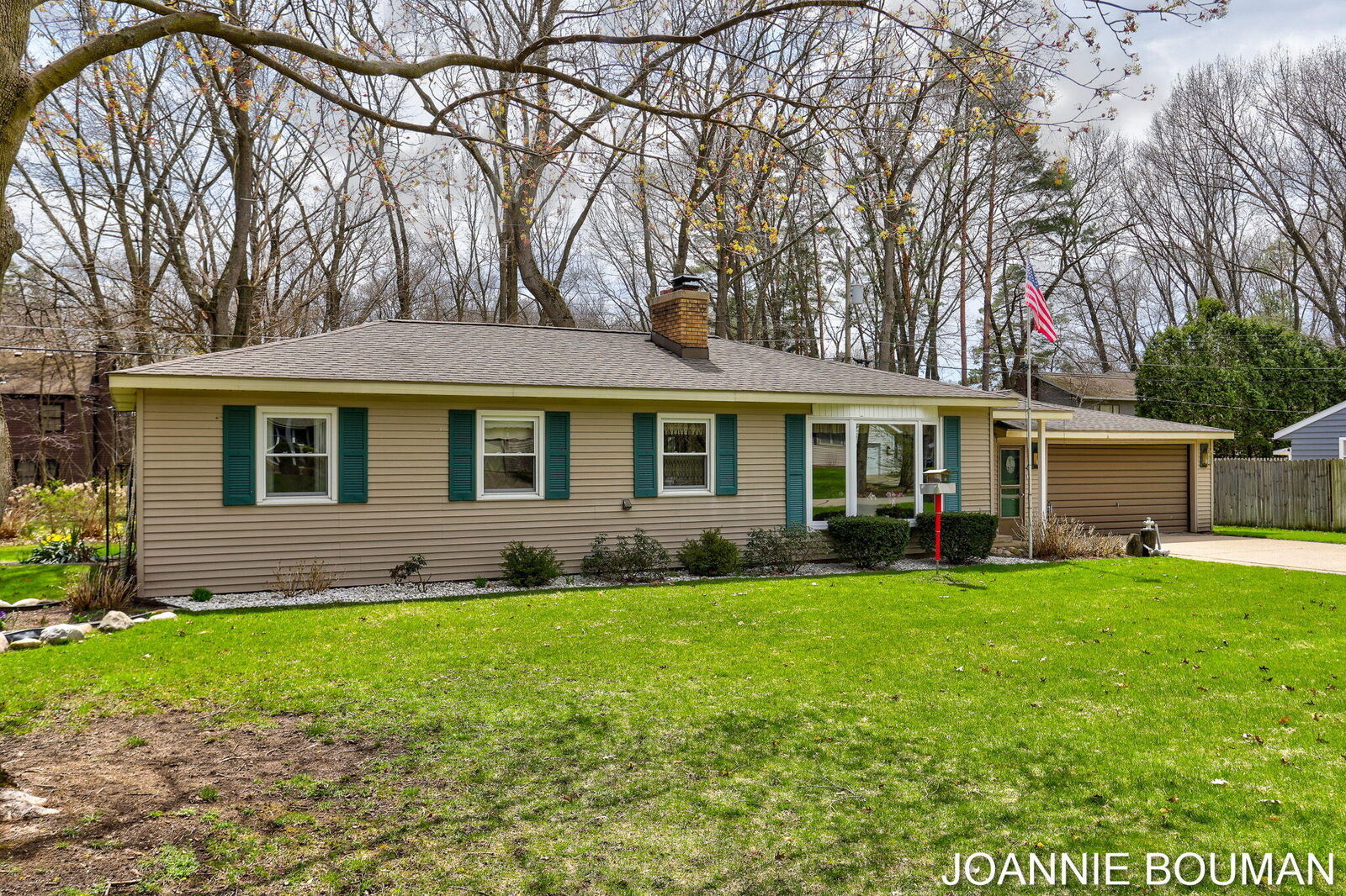 Property Photo:  716 Pine Bay Avenue  MI 49424 