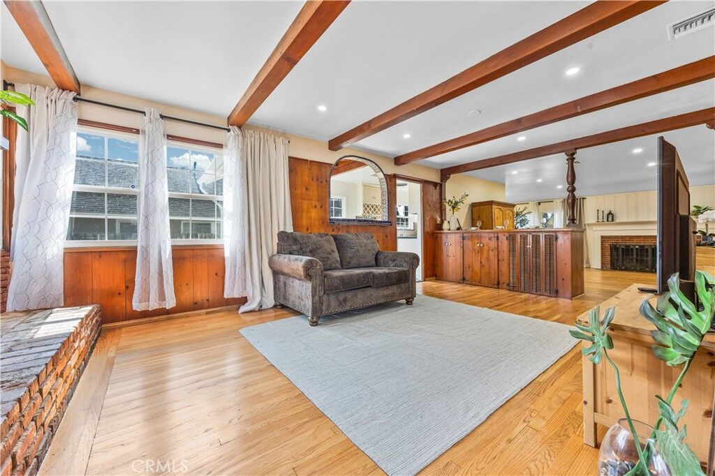 Property Photo:  11330 Whitley Street  CA 90601 