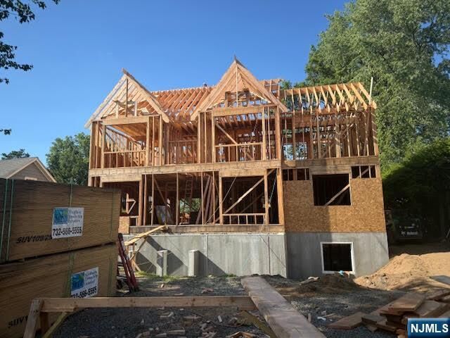 Property Photo:  615 Shelton Road  NJ 07450 