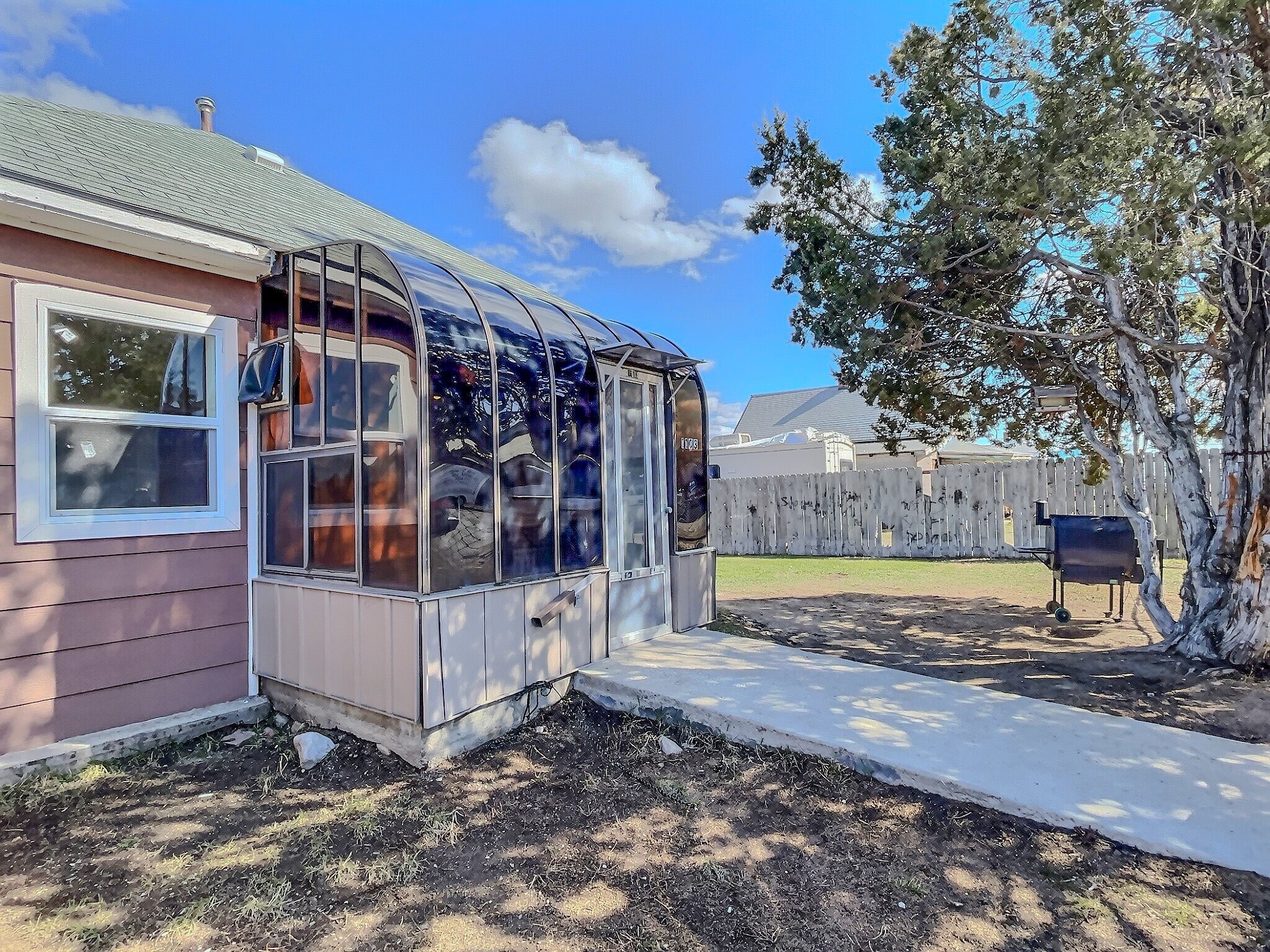 Property Photo: 1103 Washington Street MT 59722