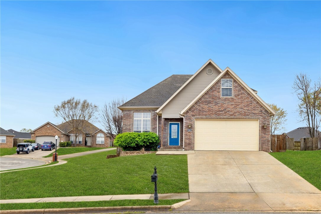 Property Photo: 5101 S 62nd Street AR 72758