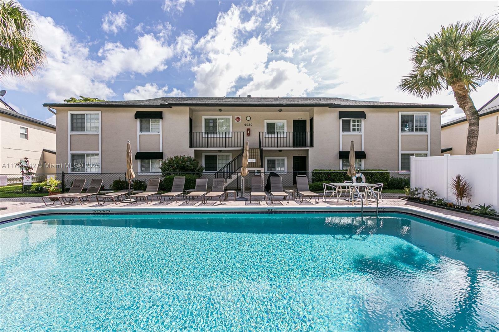 4020 Crystal Lake Dr 209  Deerfield Beach FL 33064 photo