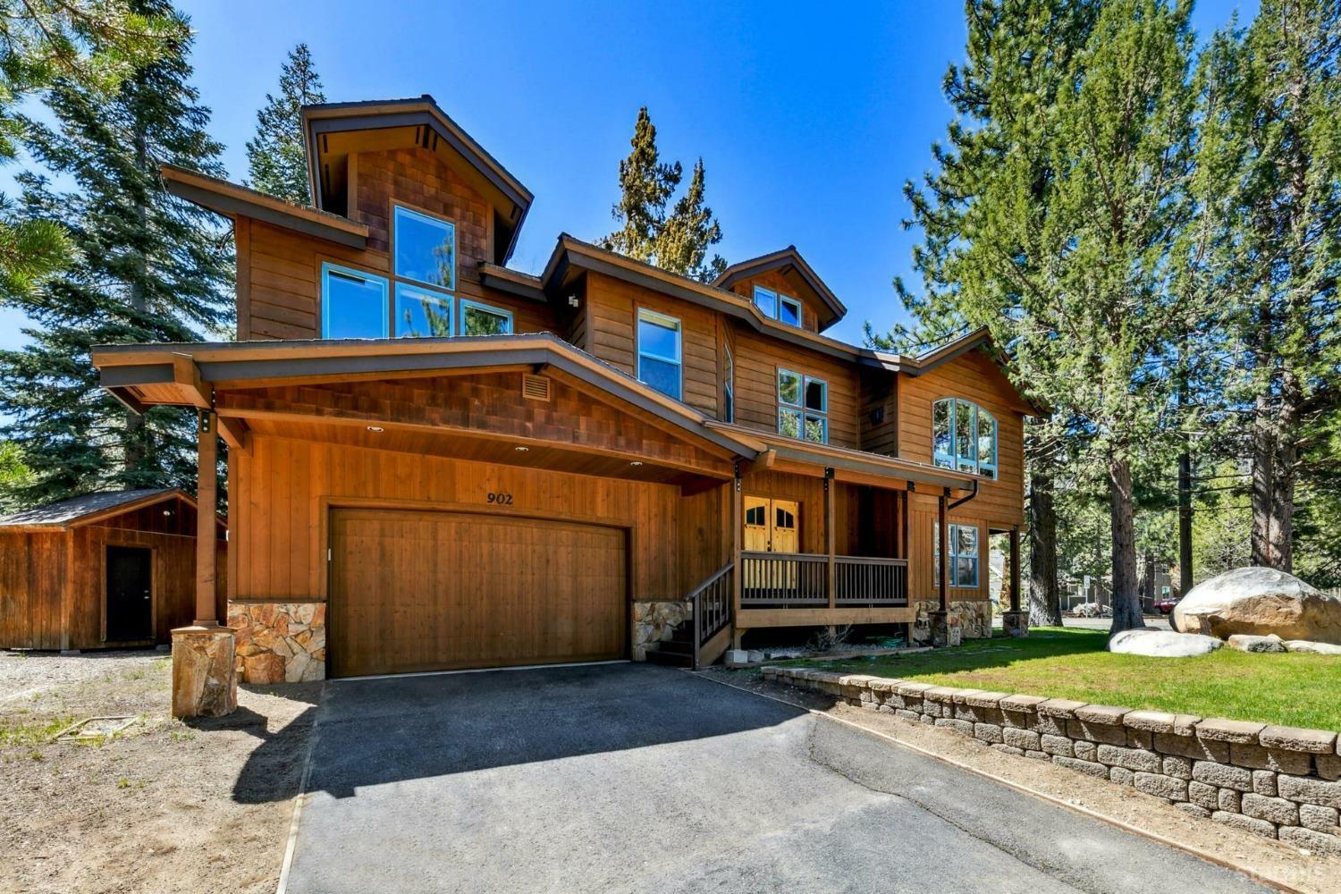 Property Photo: 902 Kekin Street CA 96150