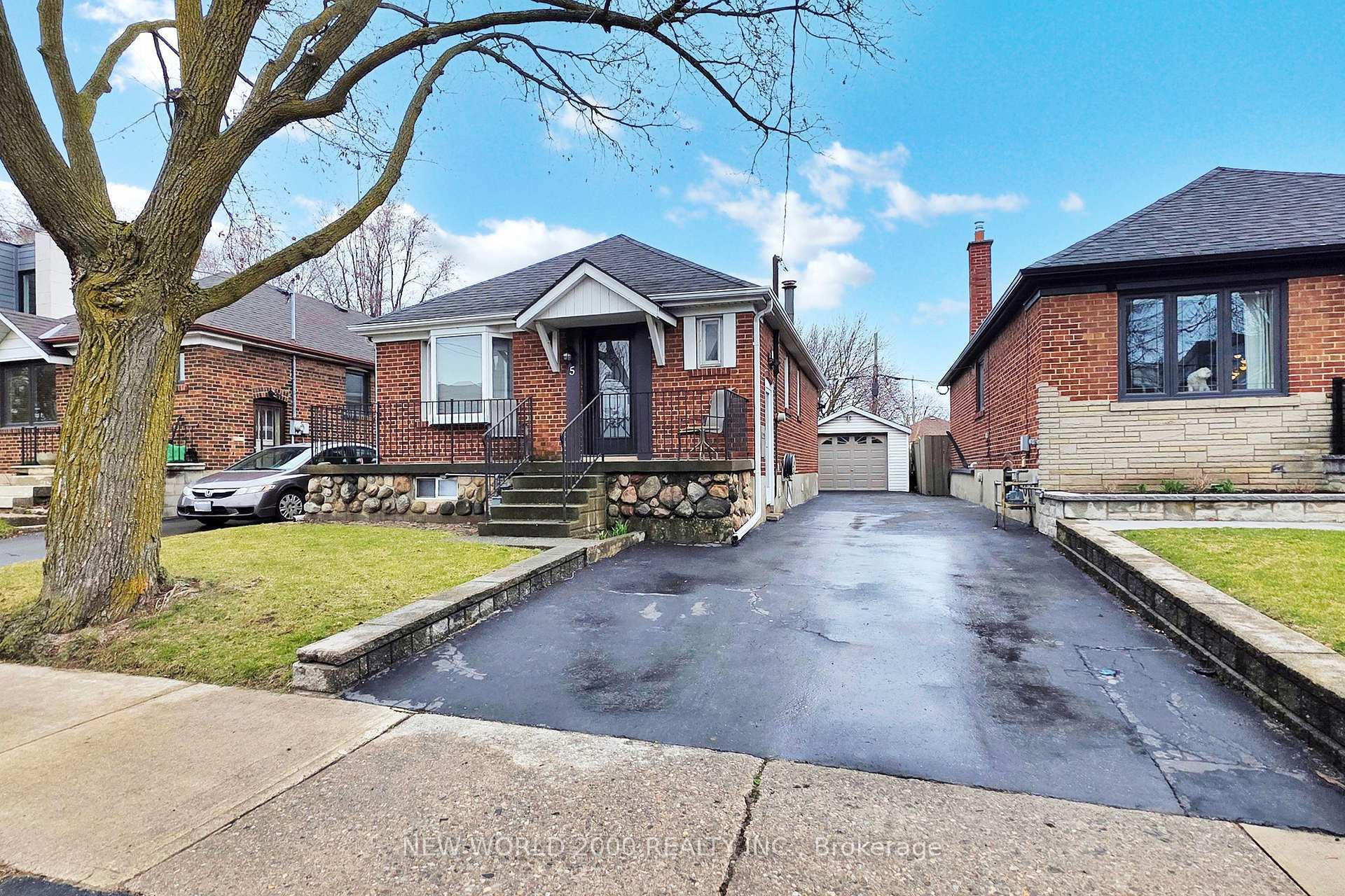 Property Photo: 5 Parker Avenue ON M8Z 4L6