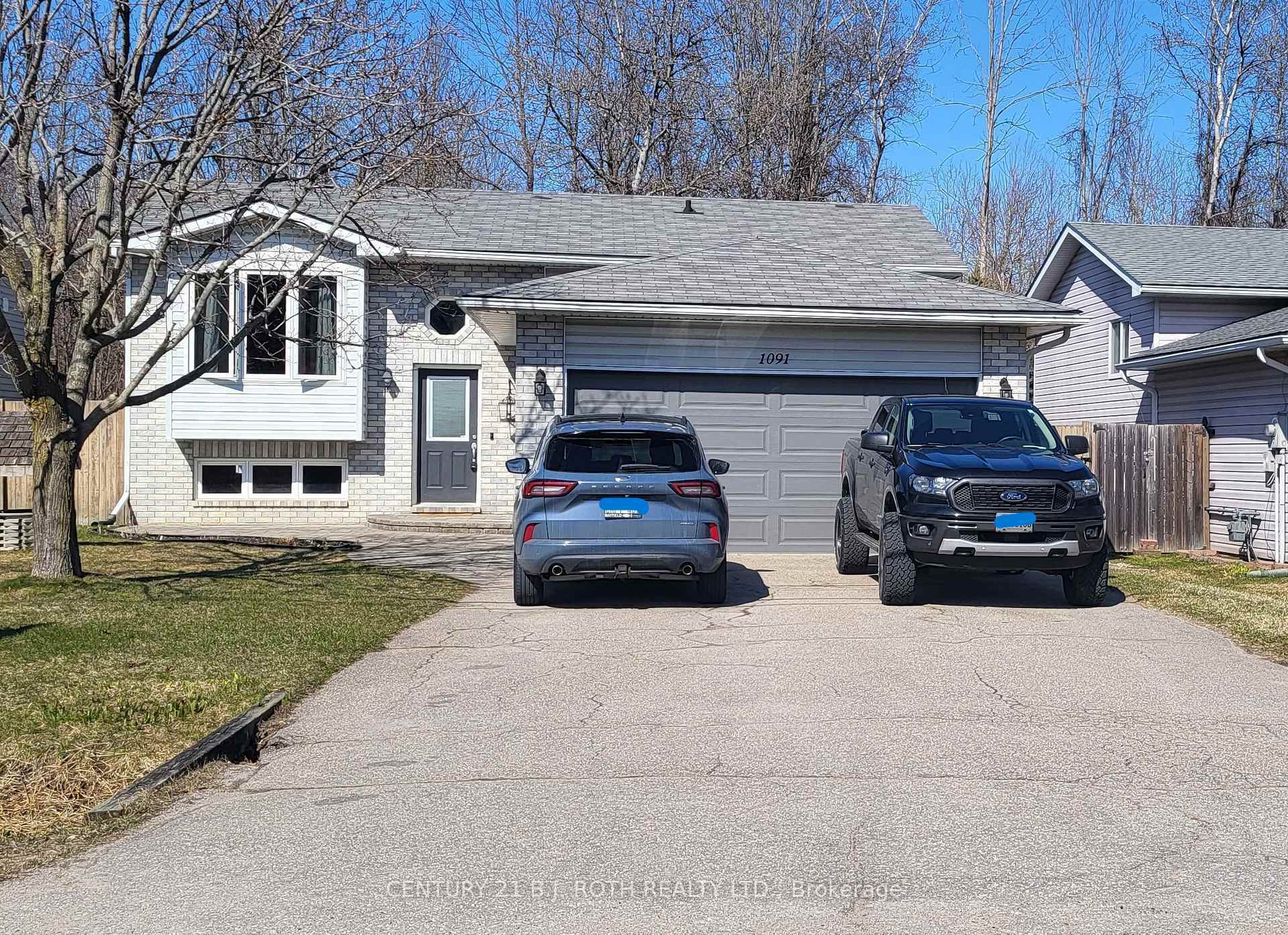 Property Photo: 1091 Arnold Street ON L0L 1W0