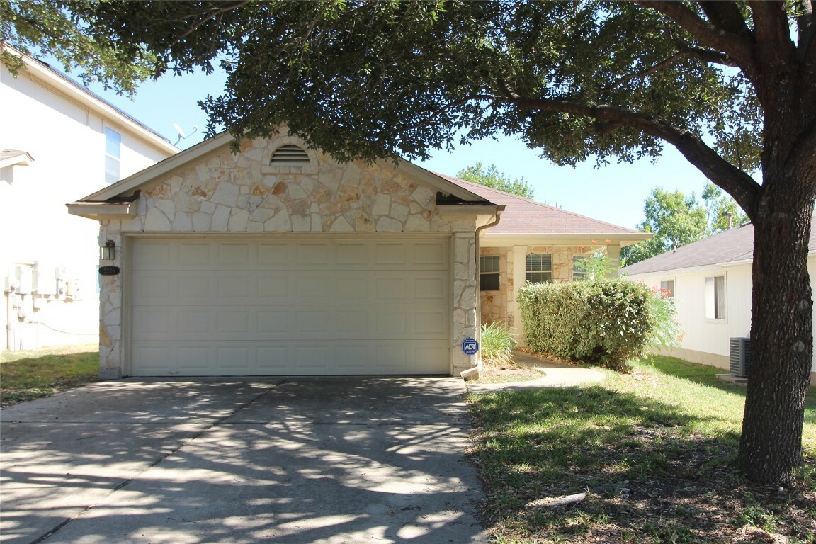 5229 Hutchinson Drive  Austin TX 78723 photo