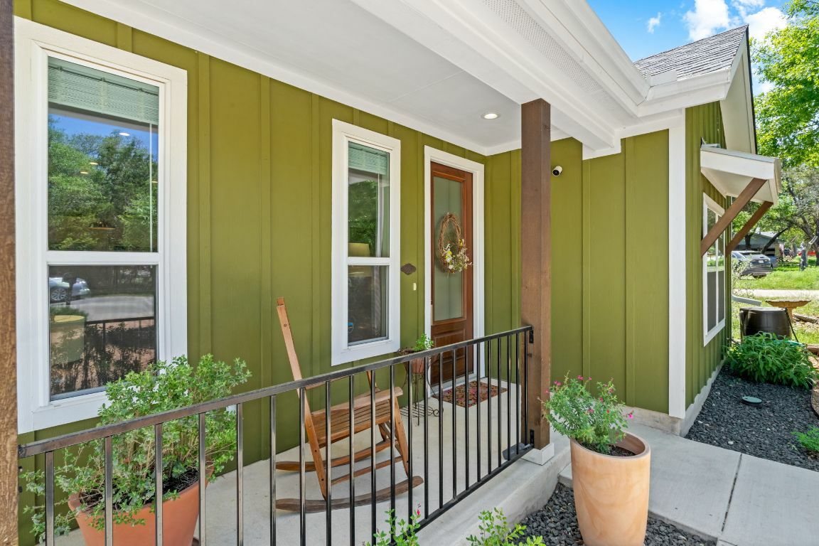 Property Photo: 45 Woodacre Drive TX 78676