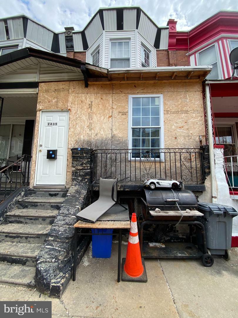 Property Photo: 2835 N Marston Street PA 19132