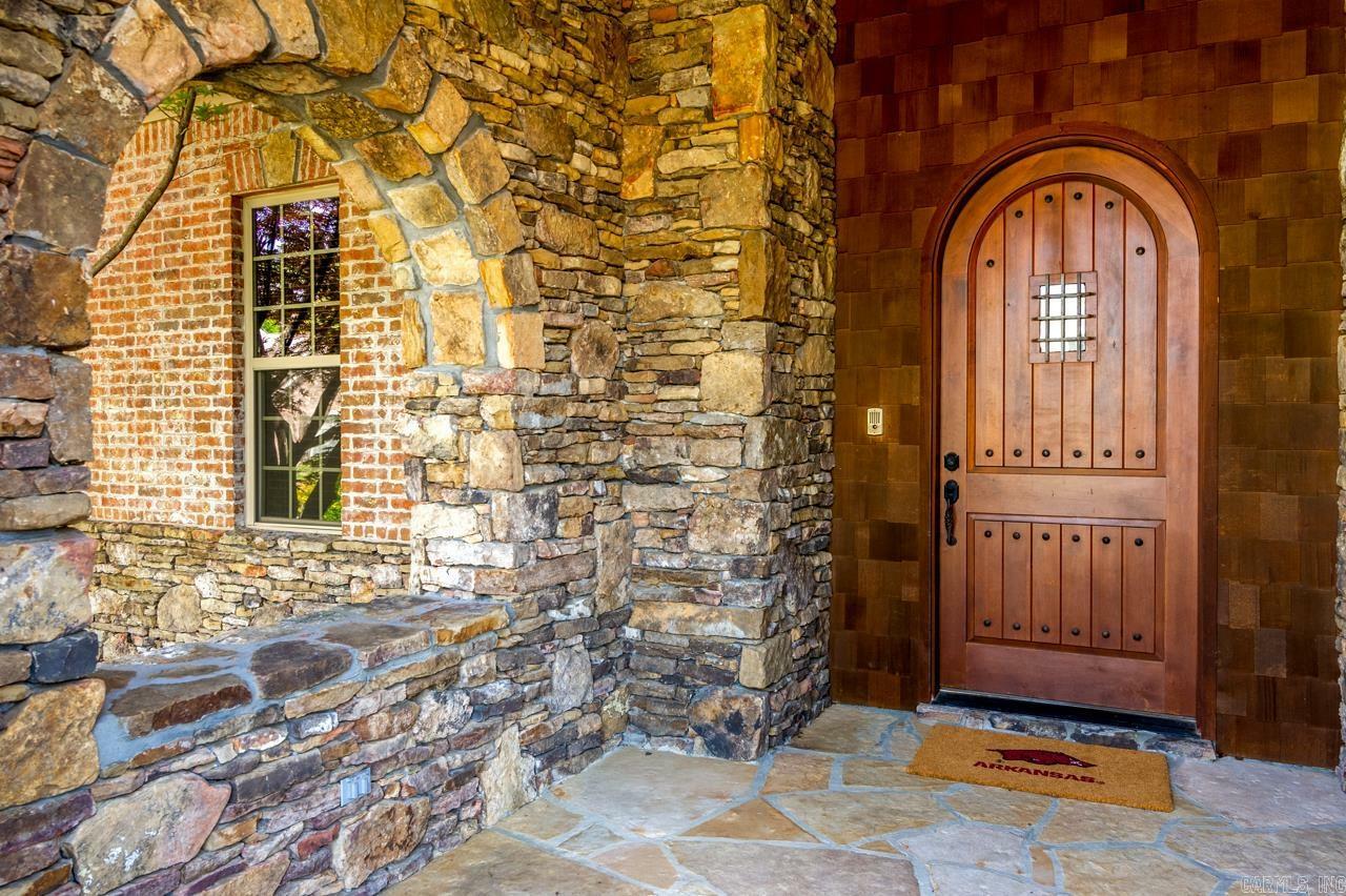 Property Photo: 1130 Applewood Drive AR 72034