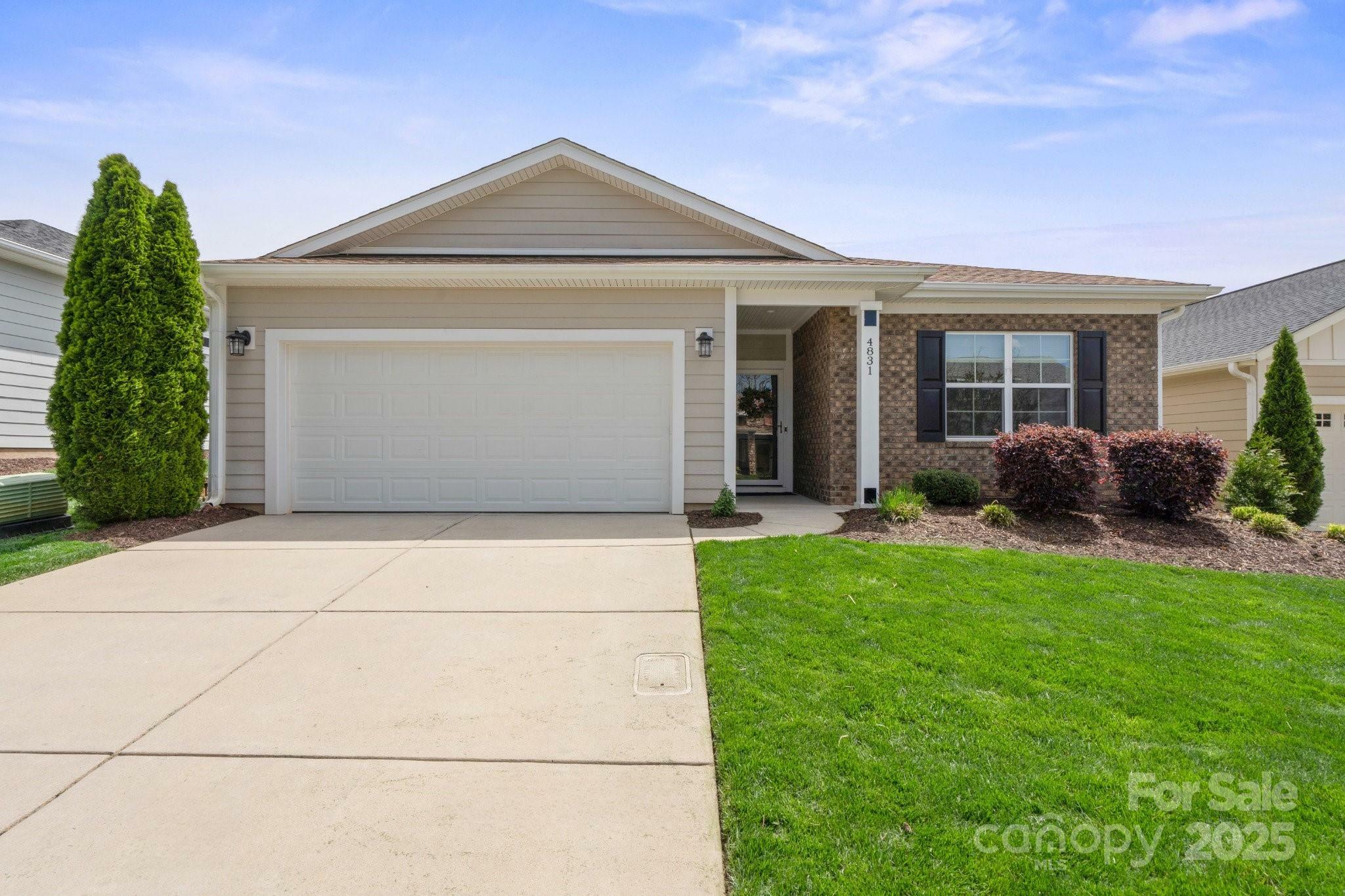 Property Photo: 4831 Looking Glass Trail NC 28037