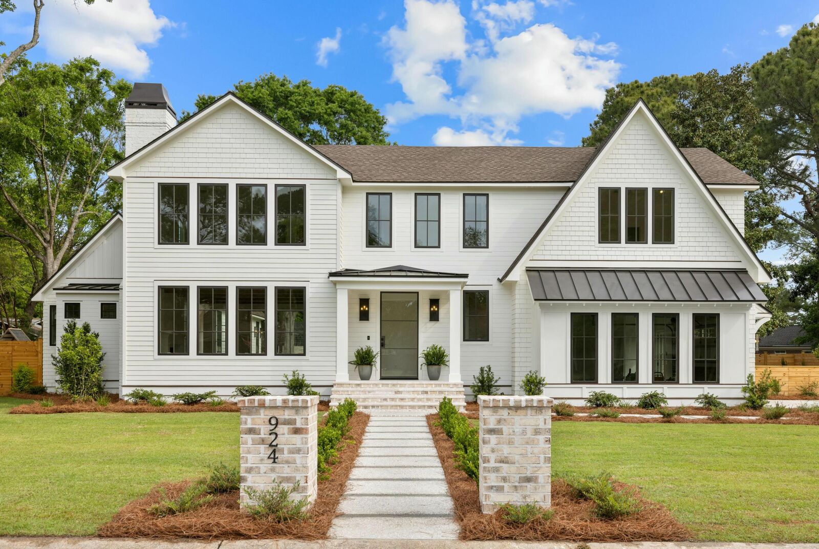 Property Photo:  924 Trowman Lane  SC 29464