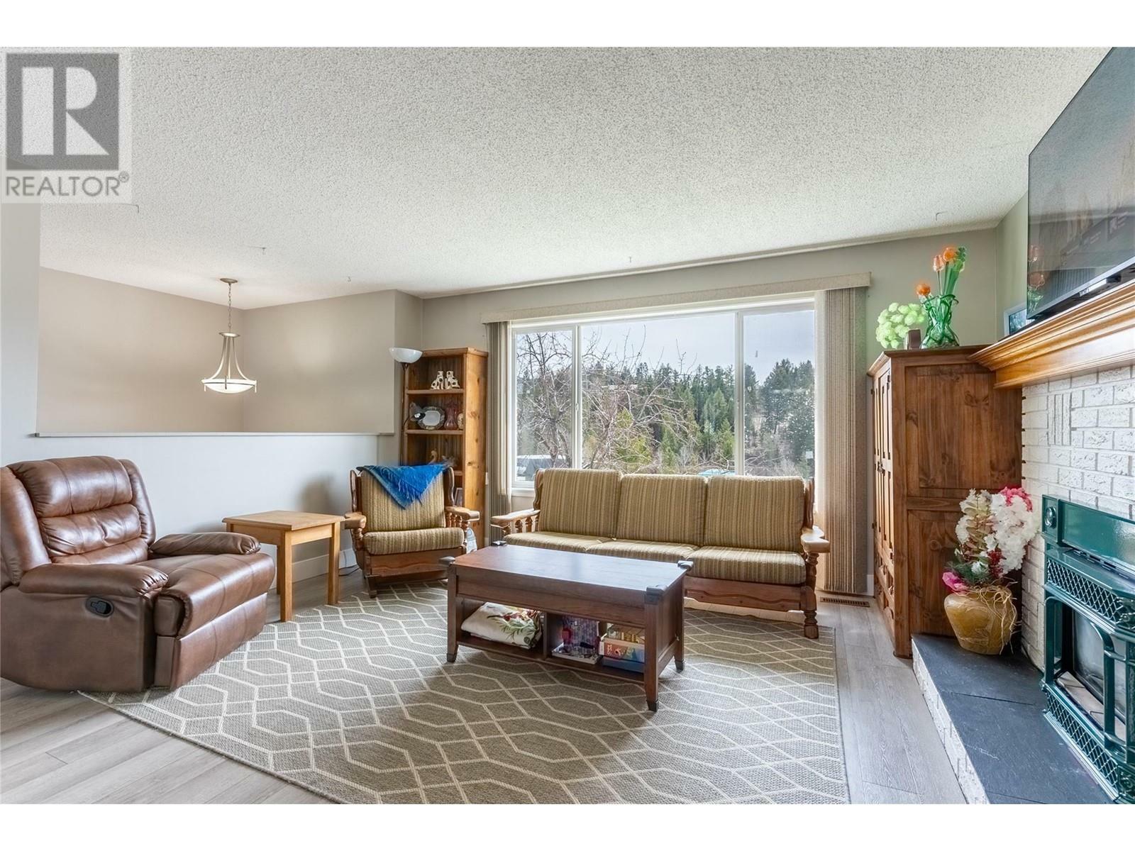 Property Photo: 281 Poplar Drive BC V0K 1W0
