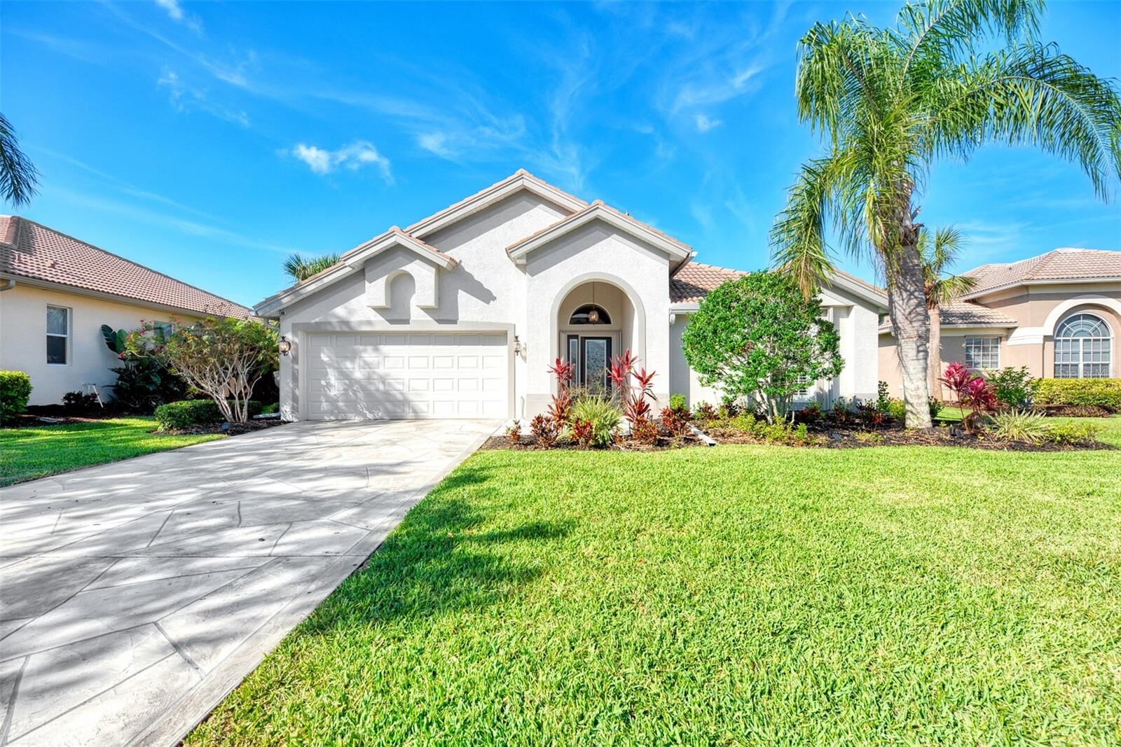 Property Photo:  14236 Silver Lakes Circle  FL 33953 