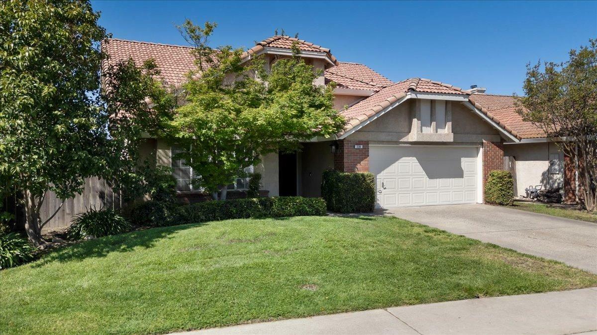Property Photo: 228 N Maag Avenue CA 95361