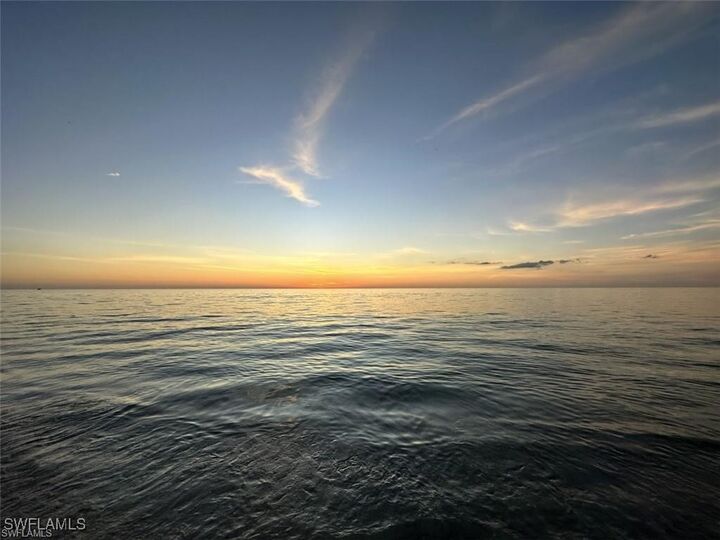 Property Photo: 4804 8th Avenue SE FL 34117