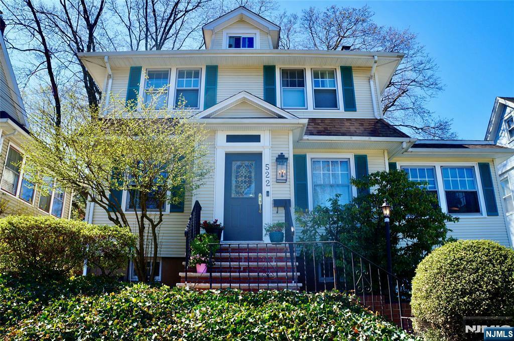 522 Oritani Place  Teaneck NJ 07666 photo