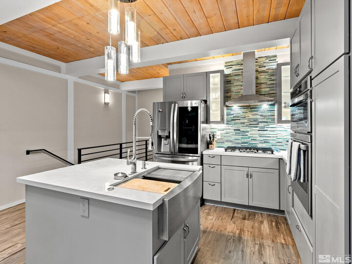 Property Photo: 989 Tahoe Boulevard NV 89451