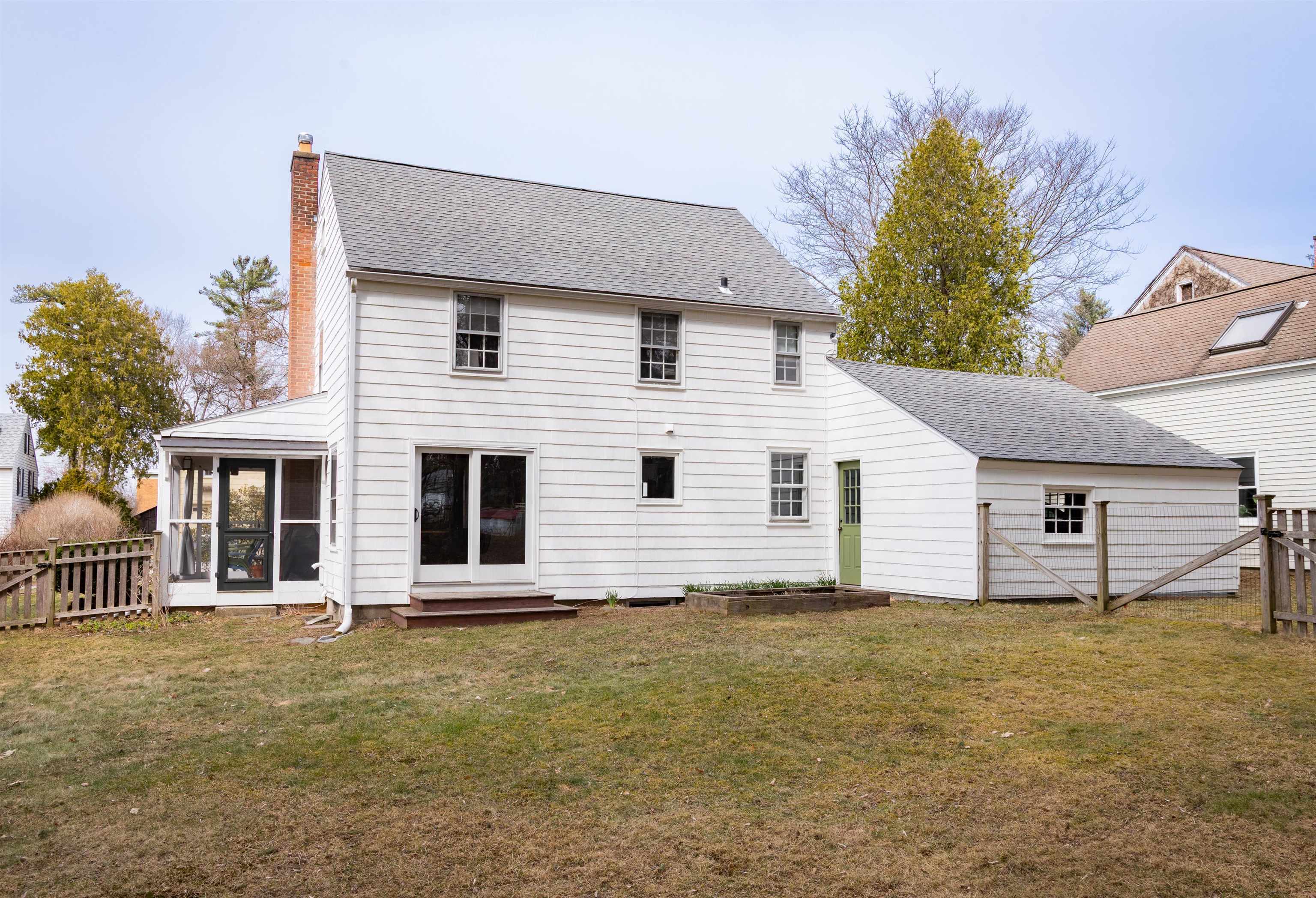 Property Photo: 21 Colonial Square VT 05401
