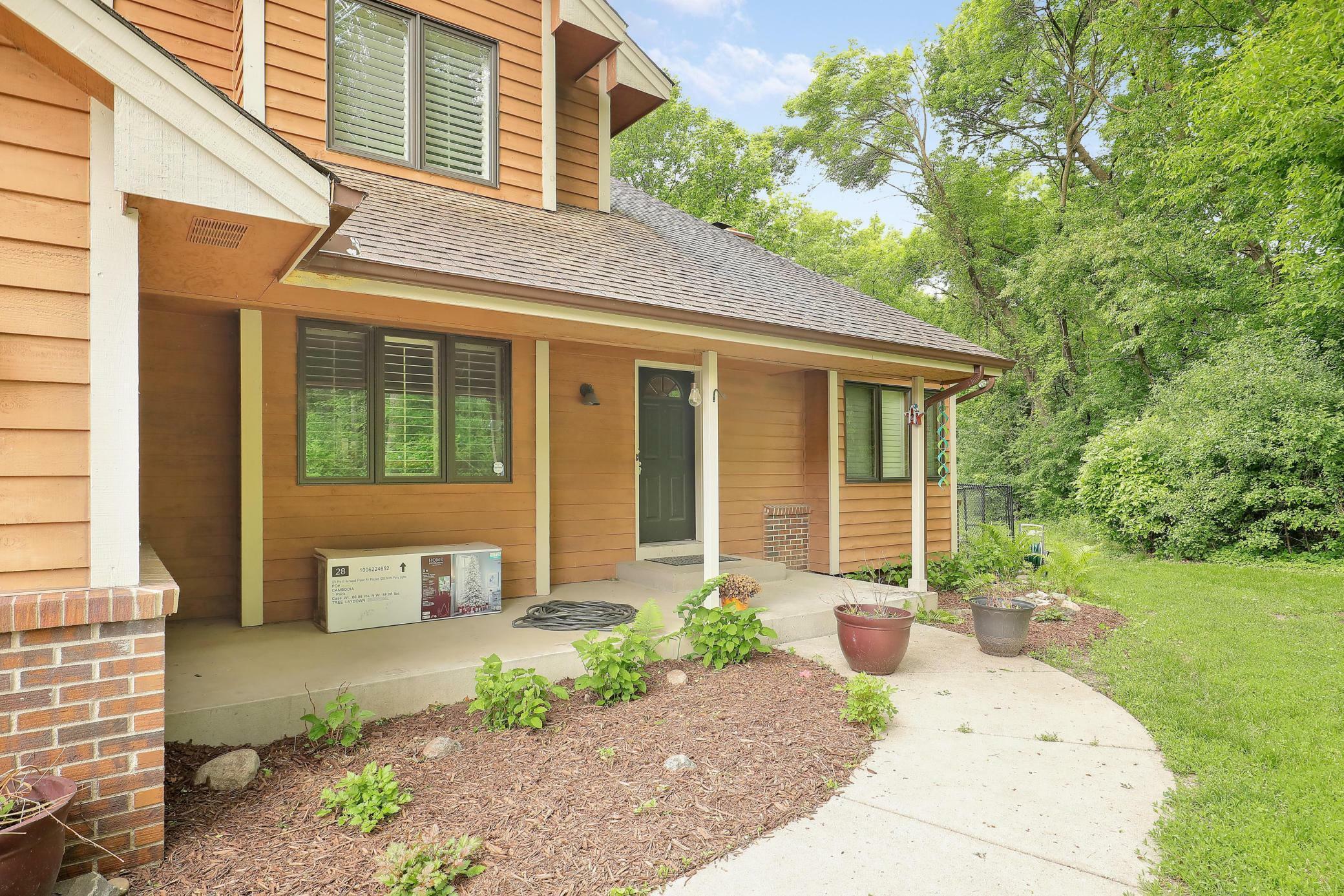 Property Photo:  655 Trails End Road  MN 55364 