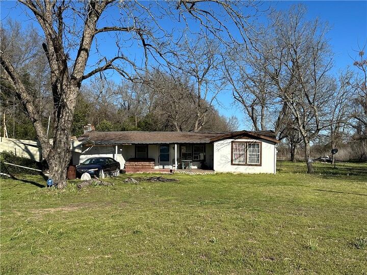 3738 N Hwy 14  Mexia TX 76667 photo