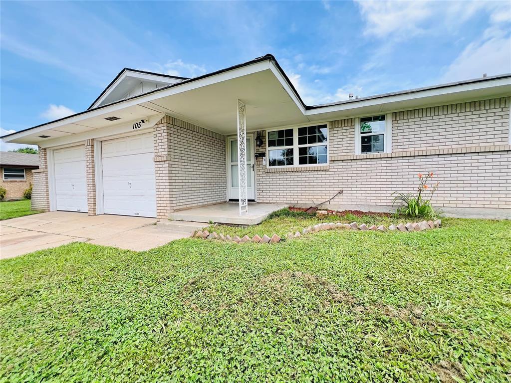 Property Photo:  105 SW 6th Street  OK 73160 