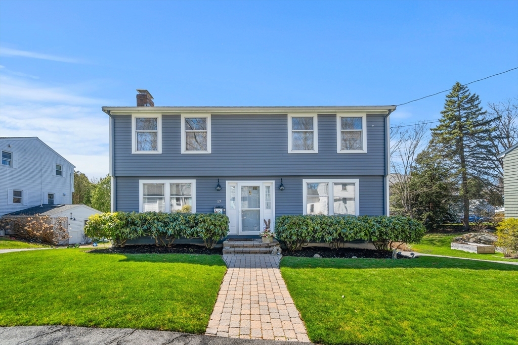 17 Taft St  Marblehead MA 01945 photo