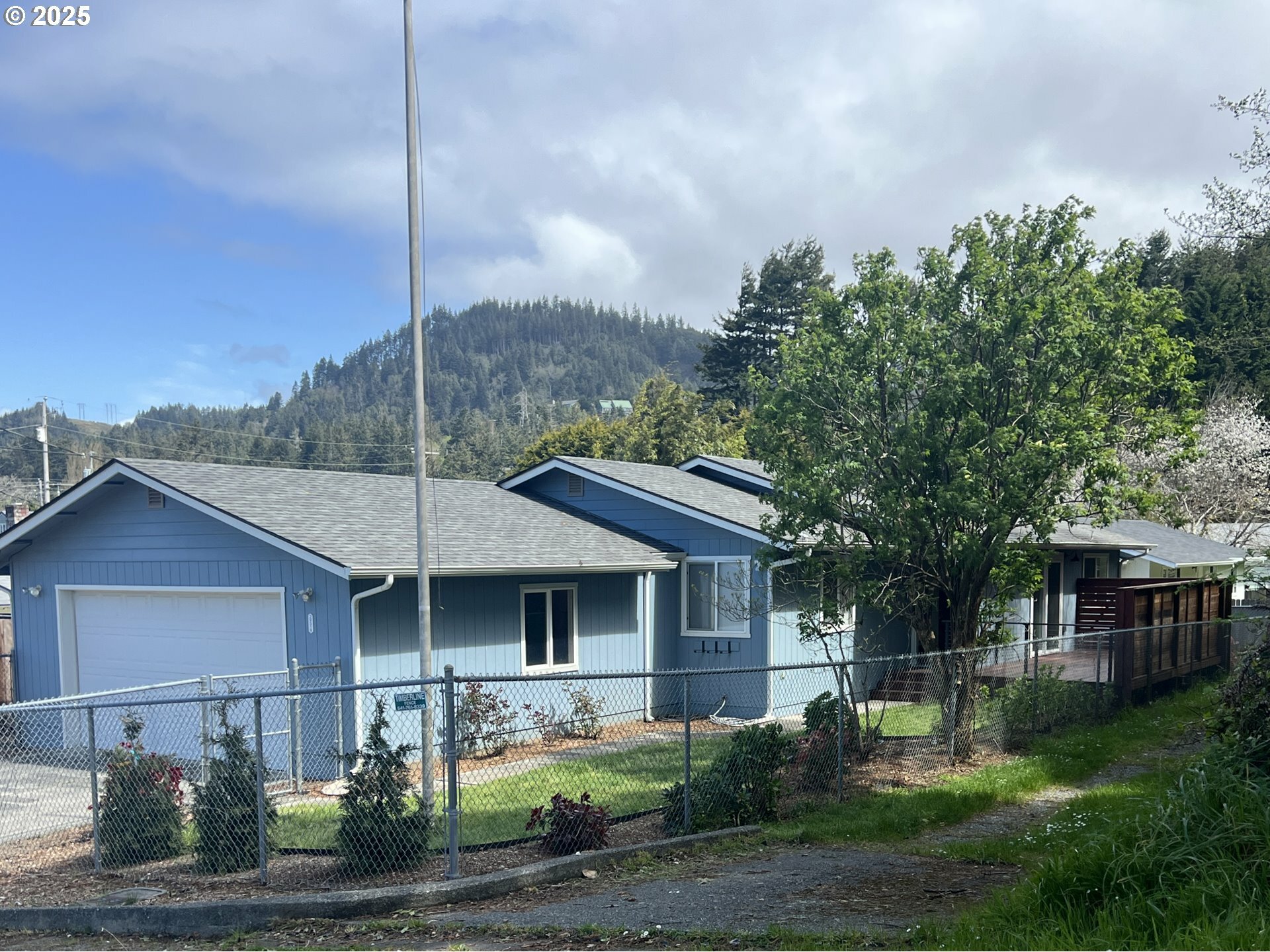 Property Photo: 29519 Crook St OR 97444