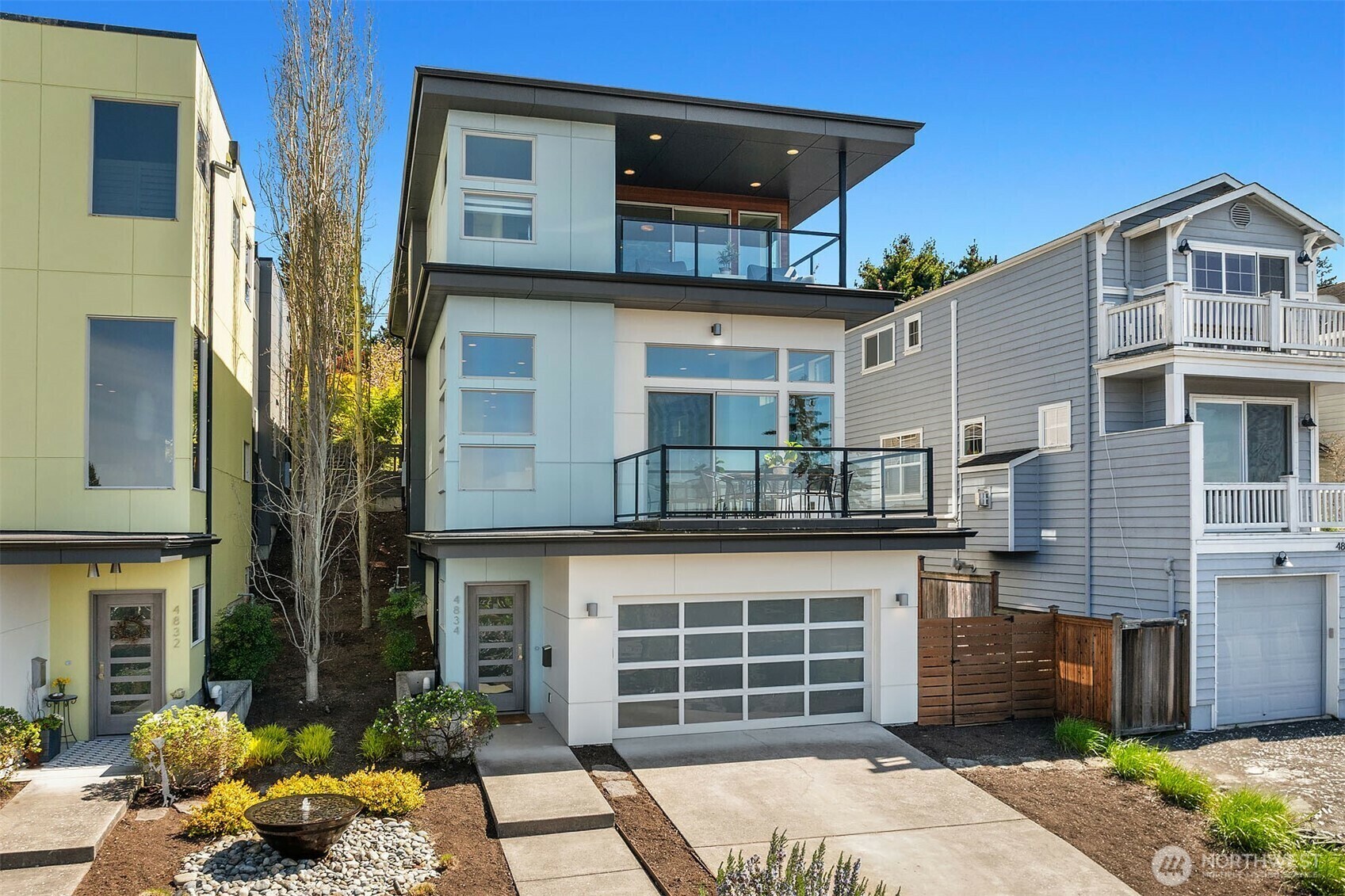 4834  46th Avenue SW  Seattle WA 98116 photo