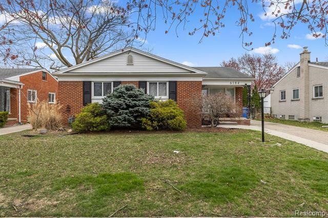 6184 Dwight Street  Dearborn Heights MI 48127 photo