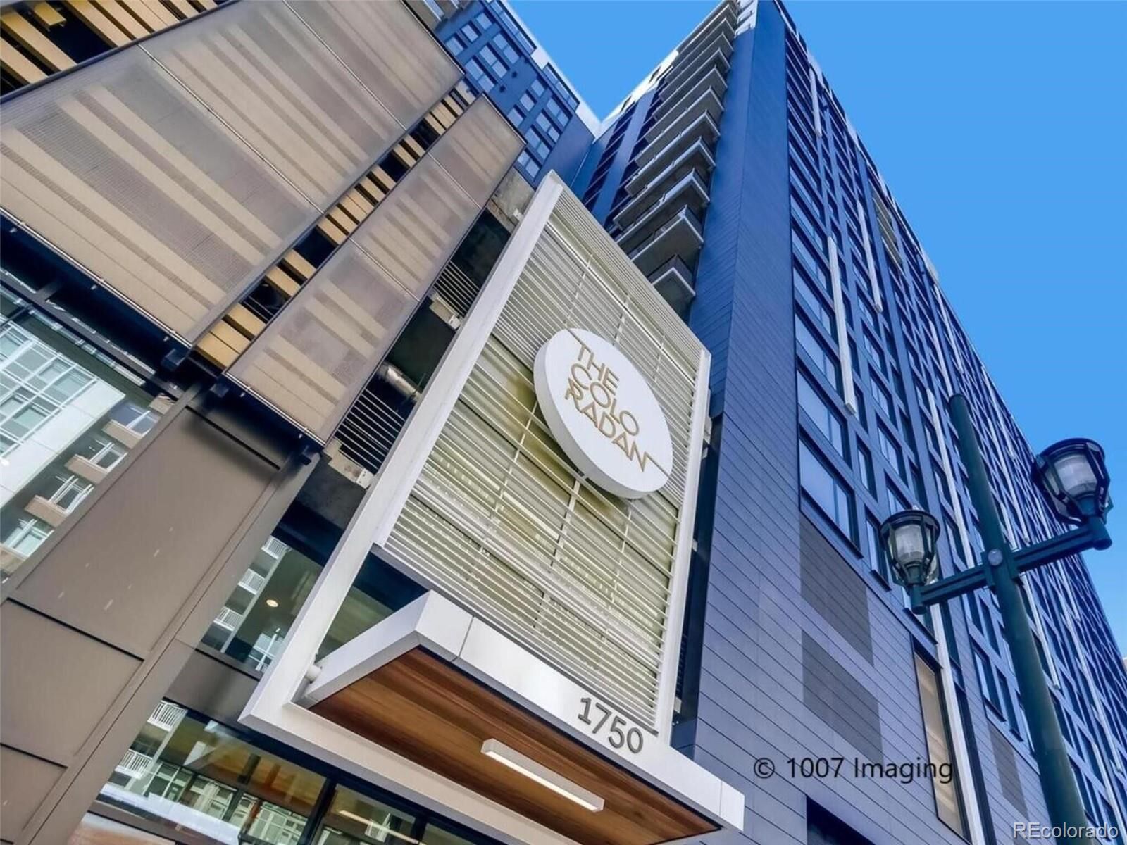 Property Photo:  1750 Wewatta Street 1501  CO 80202 