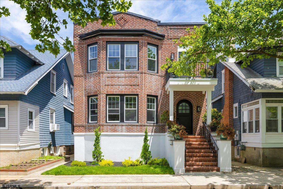 Property Photo: 23 N Vassar Square NJ 08406