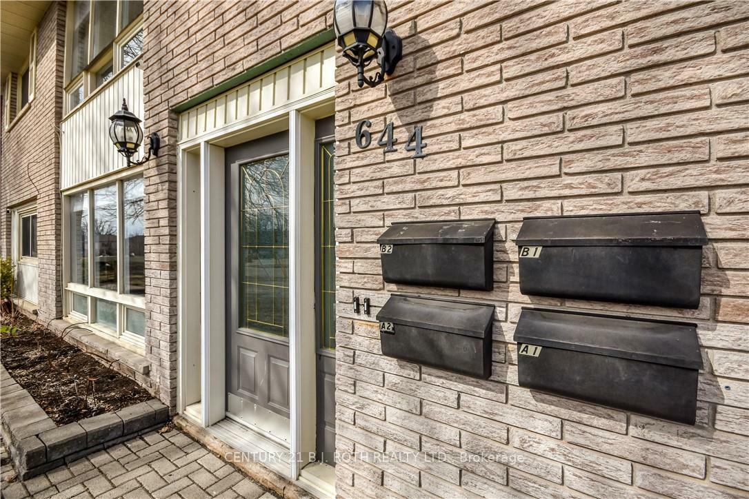 Property Photo: 644 Mississaga Street W ON L3V 3C6