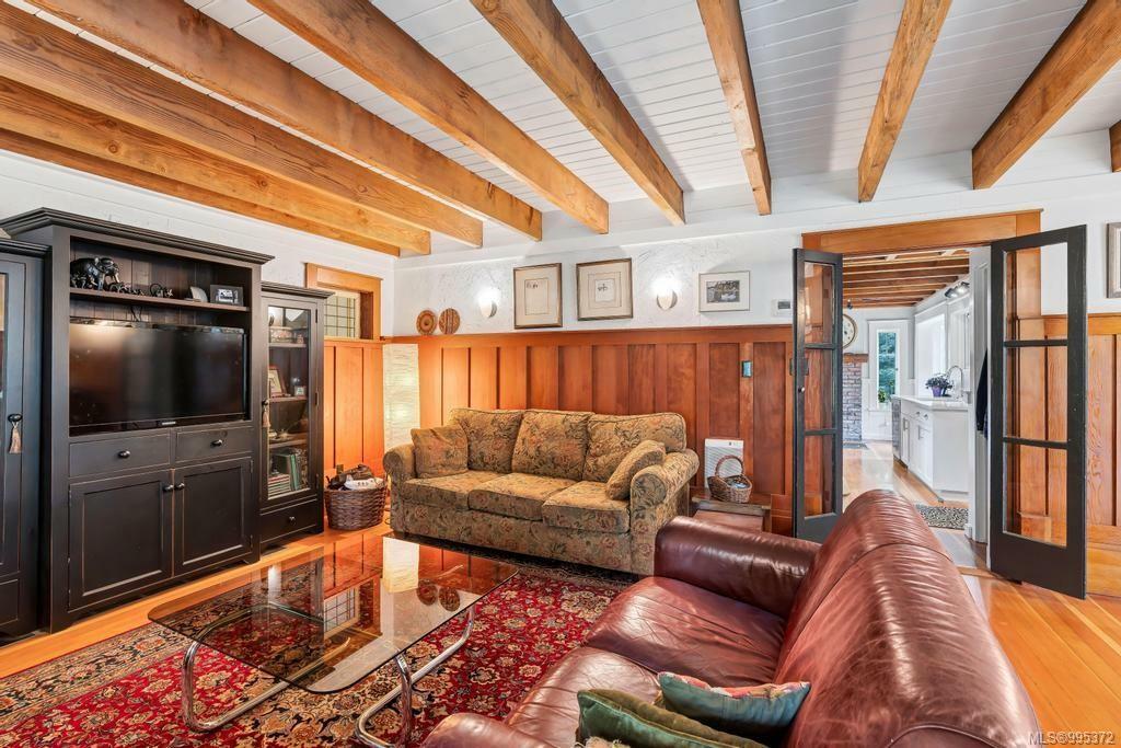 Property Photo: 3003 Glen Eagles Rd BC V0R 2W1