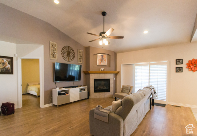 Property Photo: 9928 S Cascade Park Dr UT 84070