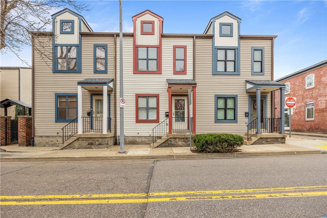 Property Photo:  51 S 17th St  PA 15203 