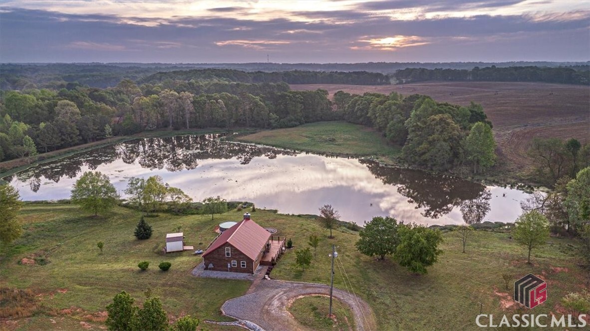 Property Photo: 406 Abc Farm Road GA 30662